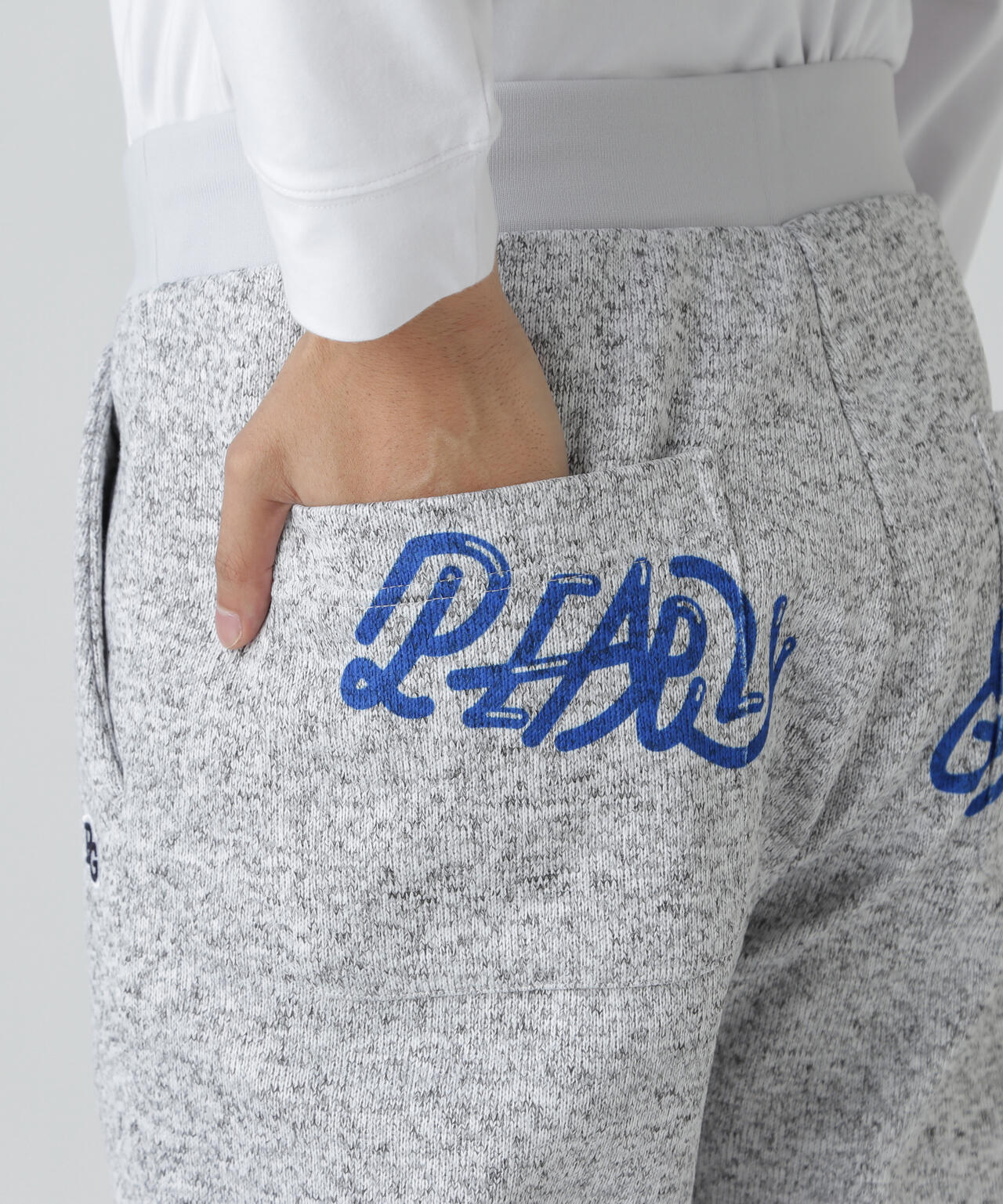 両面起毛ぷにぷにロゴ柄ジョガーパンツ | PEARLY GATES（パーリー