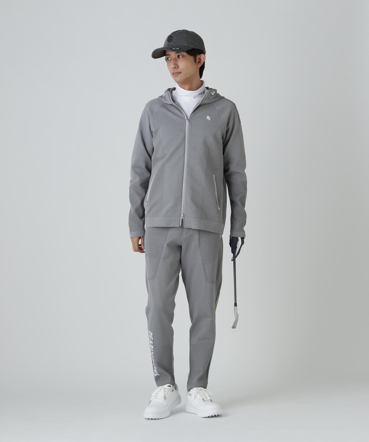 PEARLY GATES ポリエステルヤーン素材セーター PEARLY GATES ポリエステルヤーン素材セーター PEARLY GATES