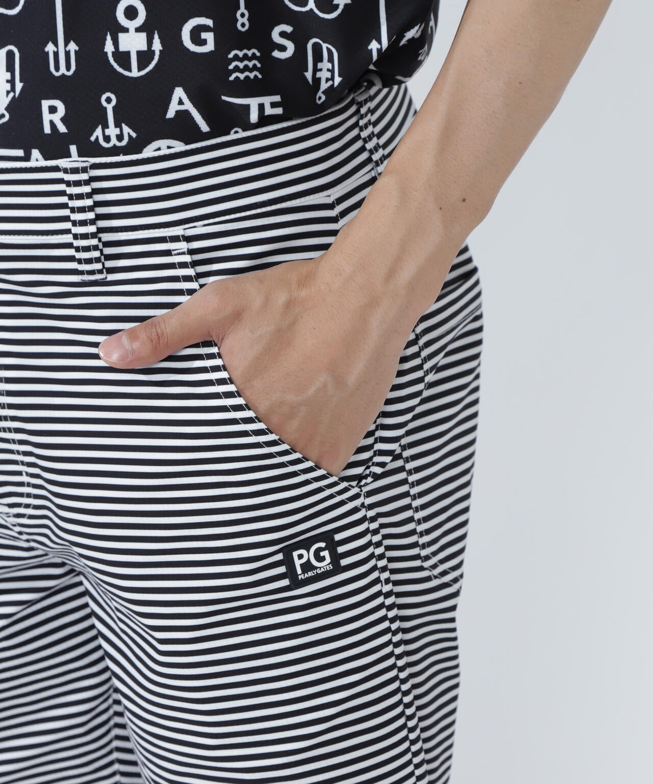 リップストレッチショートパンツ