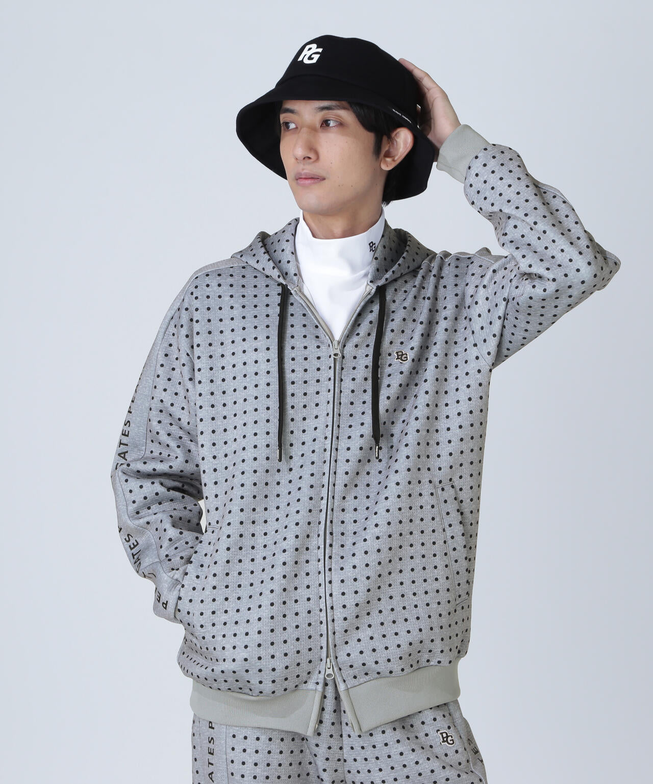 ダブルフェイス フルジップフーディ ＜ミニドット柄＞