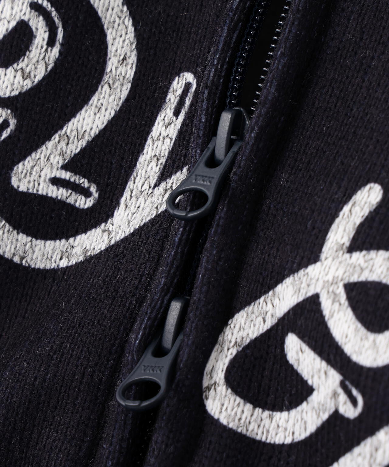 両面起毛ぷにぷにロゴ柄フルジップフーディ | PEARLY GATES（パーリー