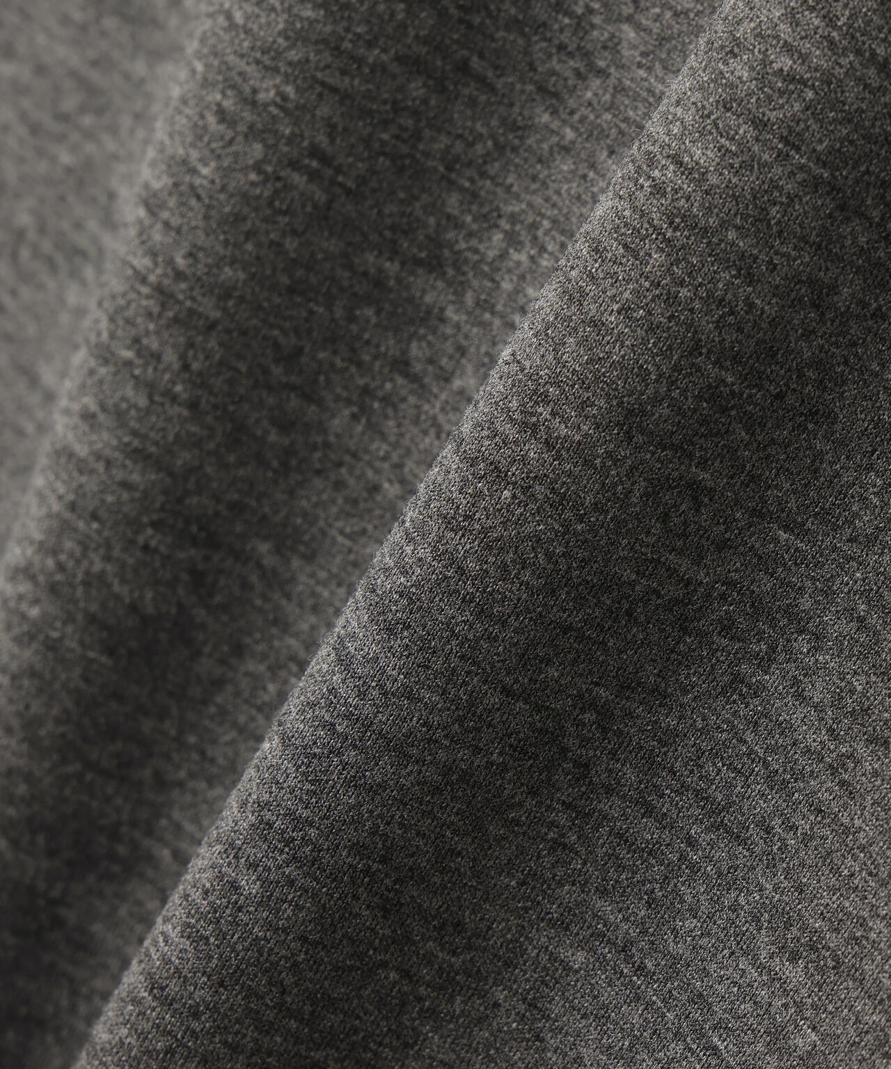 ダンボールフーディプルオーバー