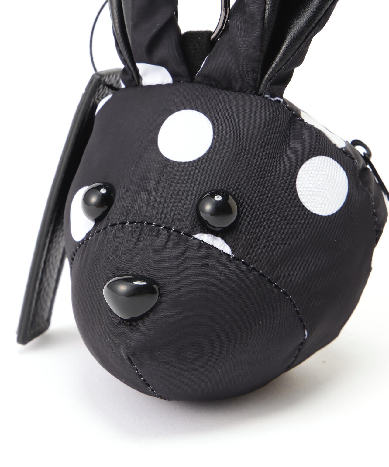 ランダムドットうさぎボールポーチ (UNISEX)