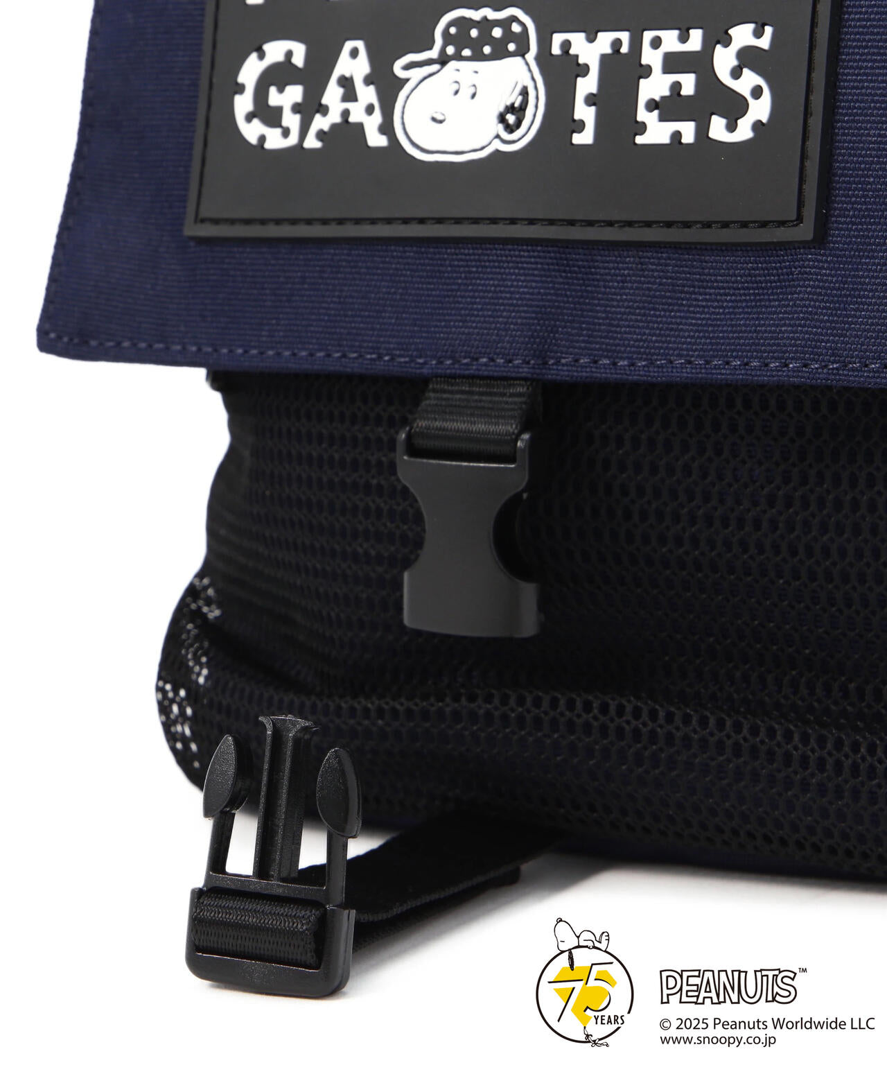 PEARLY GATES (パーリーゲイツ)スヌーピー ポーチ PEARLY GATES (パーリーゲイツ)スヌーピー ポーチ Amazon.co.jp