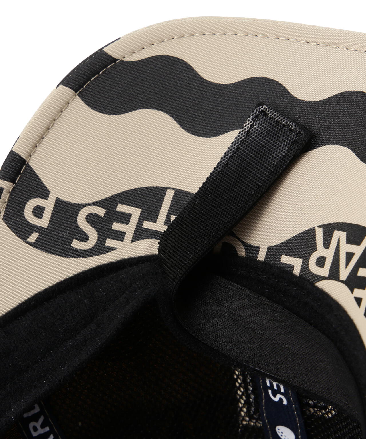 ウェーブロゴボーダー柄キャップ (UNISEX)