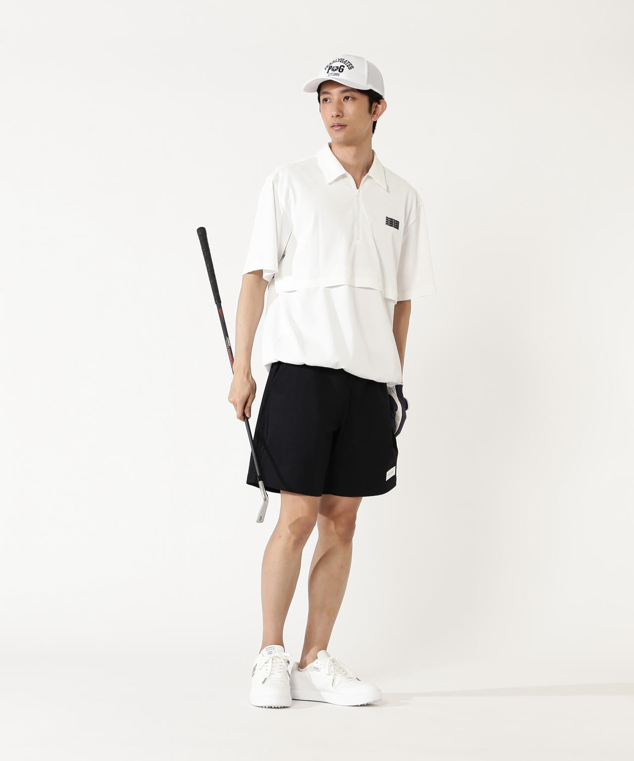 H:182cm/C:93/W:77/H:91 着用サイズ：5