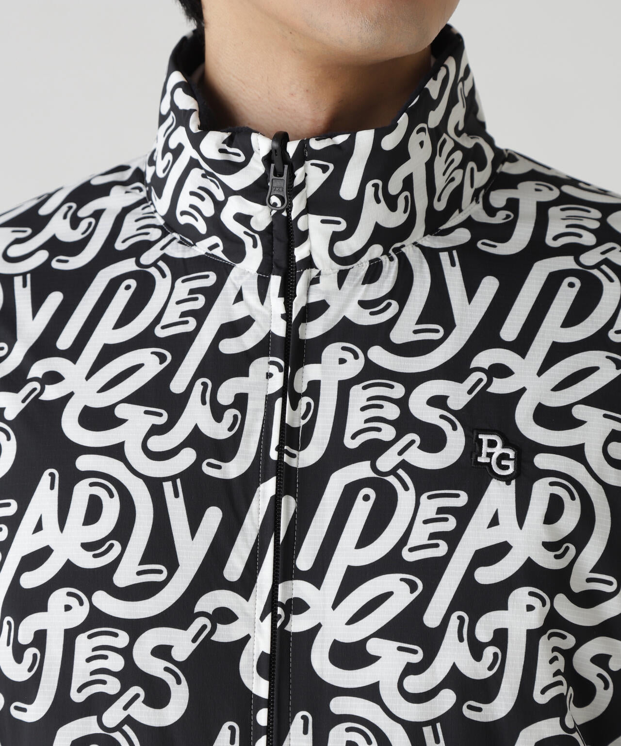 Nyストレッチリップストップ×超KARUISHI中綿リバーシブルスタンド