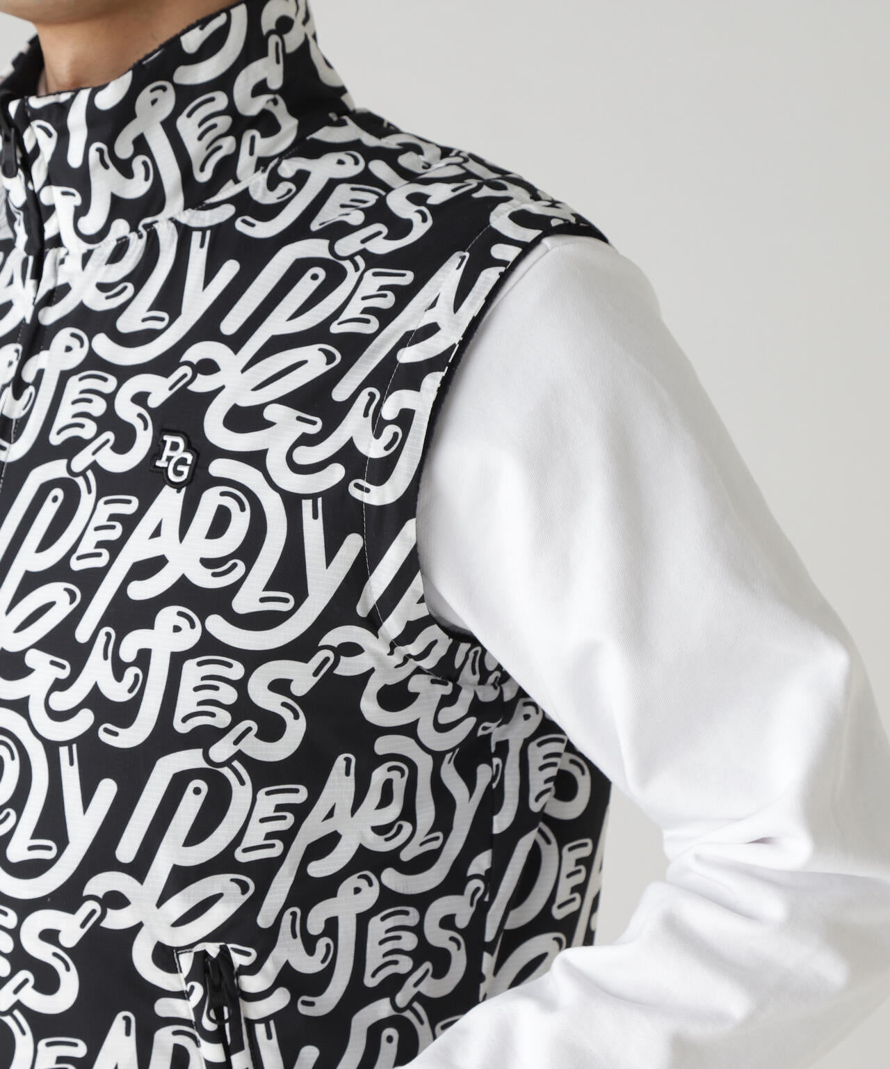 Nyストレッチリップストップ×超KARUISHI中綿リバーシブルスタンドブルゾン ＜ぷにぷにロゴ柄＞