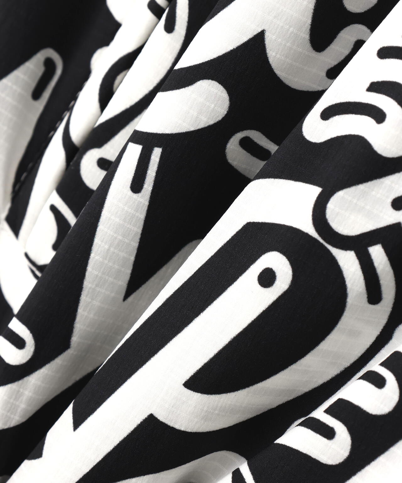 Nyストレッチリップストップ×超KARUISHI中綿リバーシブルスタンドブルゾン ＜ぷにぷにロゴ柄＞