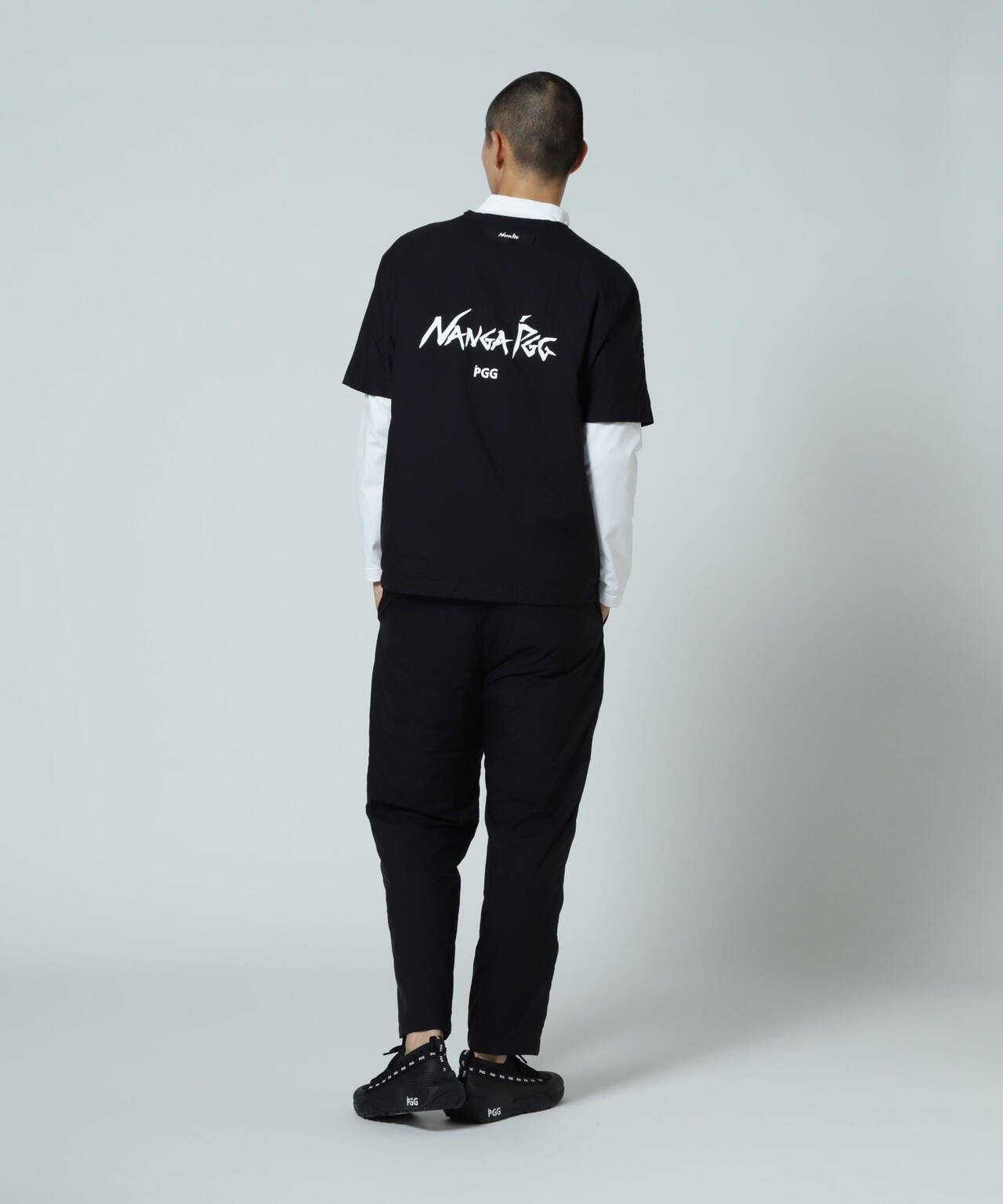 【PGG】【直営店舗&公式オンライン限定】NANGA×PGG Nyメカニカルストレッチダウン半袖スニードTシャツ (MENS)