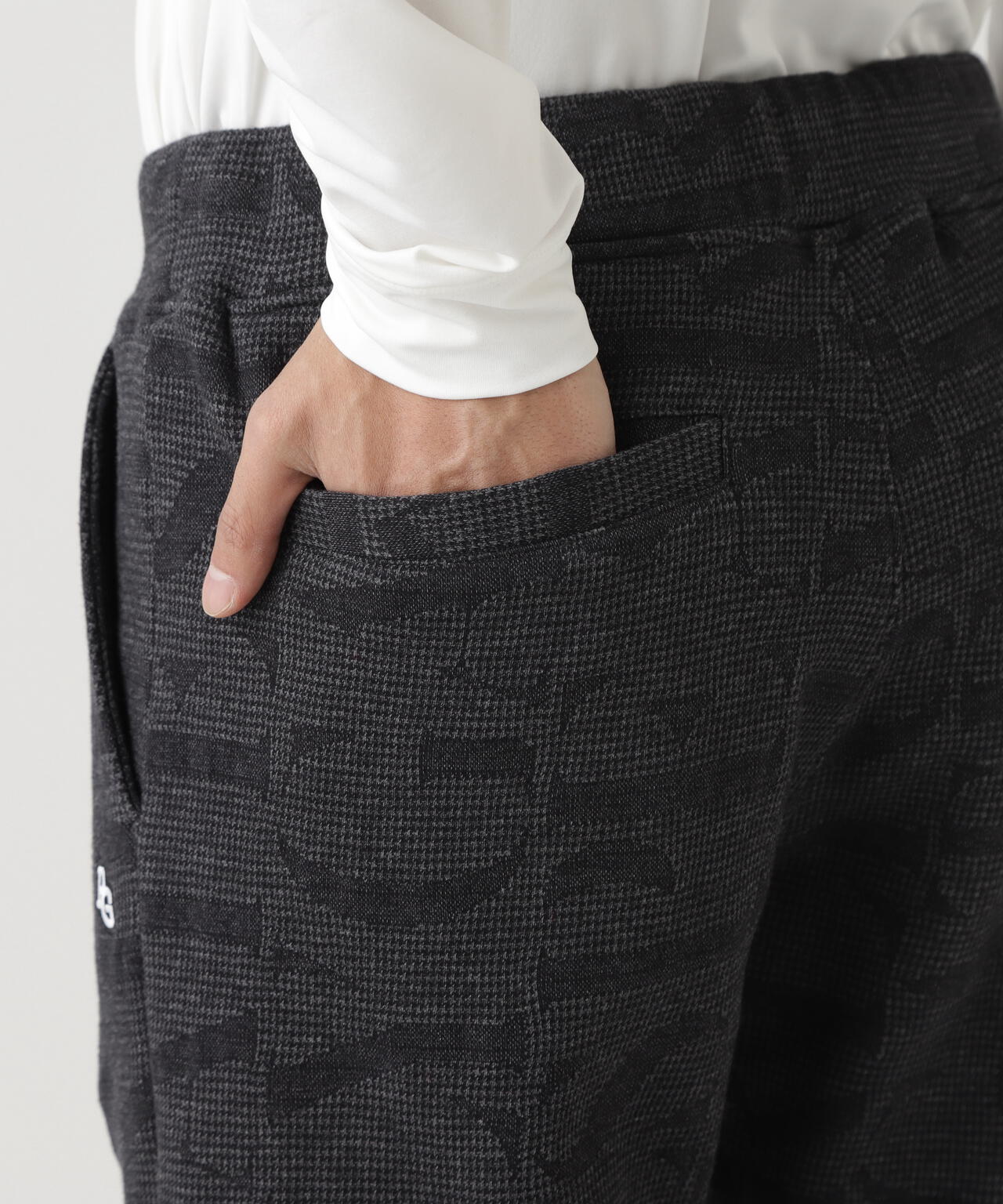 美品♪PEARLY GATES★ジョガーパンツレディース女性パーリーゲイツ パーリーゲイツ PG 【抗菌消臭】サイドロゴラインカルゼジョガーパンツ