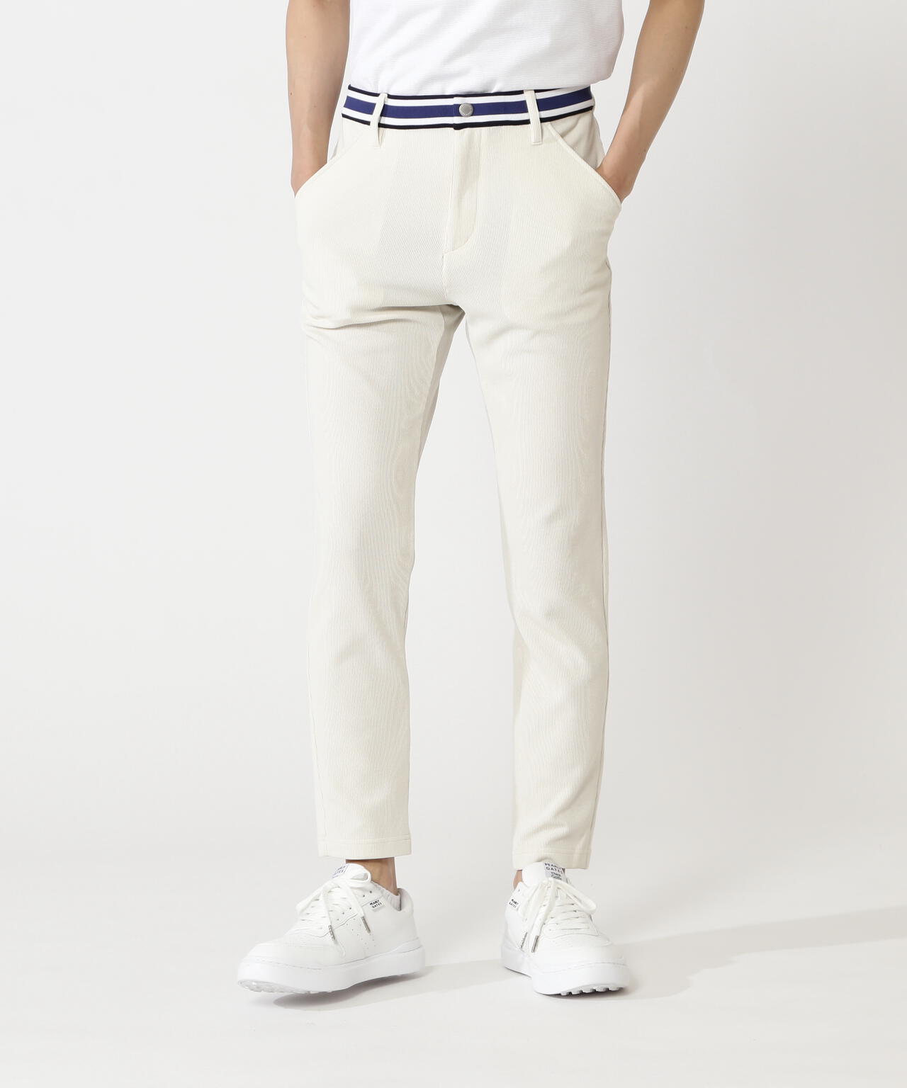 H:182cm/C:93/W:77/H:91 着用サイズ：5