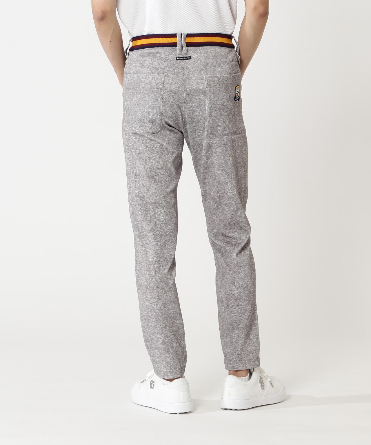 H:182cm/C:93/W:77/H:91 着用サイズ：5