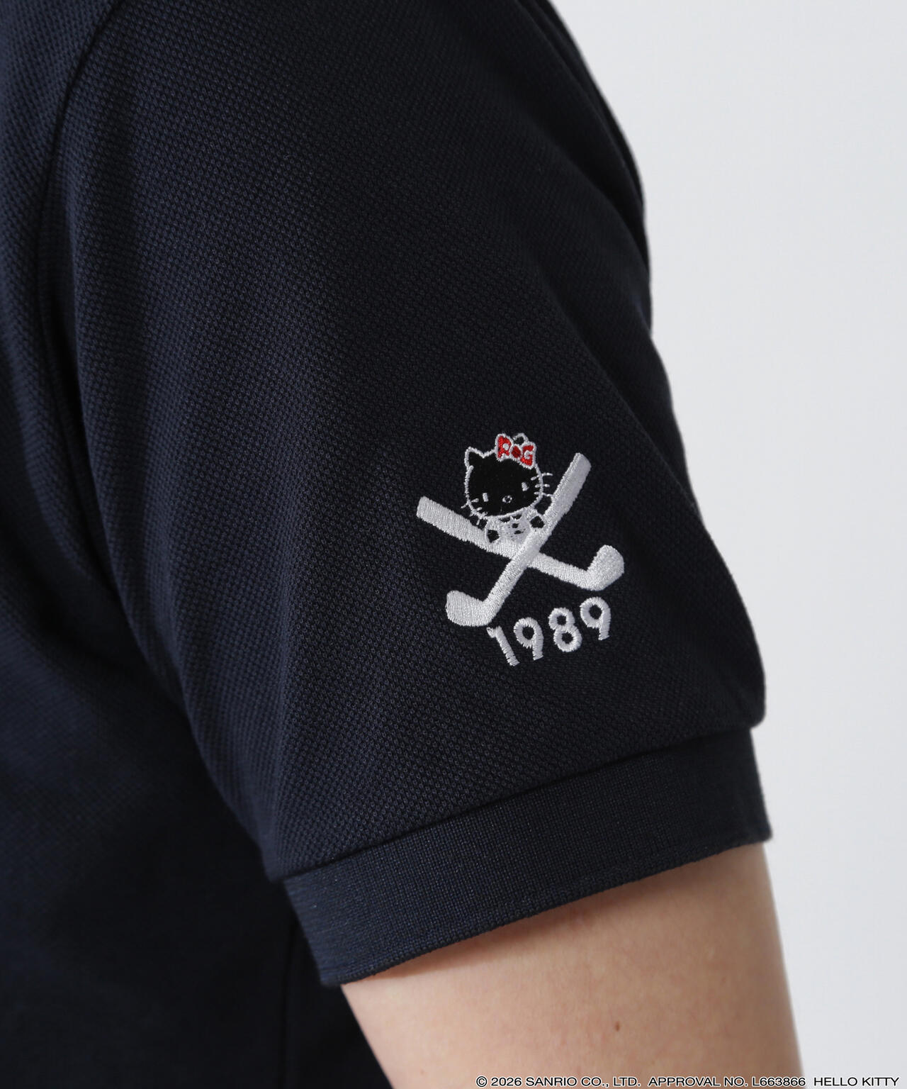 H:183/C:89/W:74/H:90 着用サイズ：5