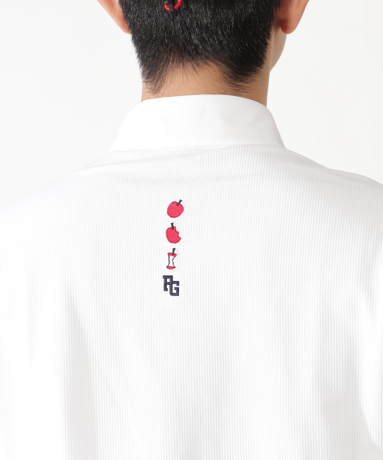 H:182cm/C:93/W:77/H:91 着用サイズ：5