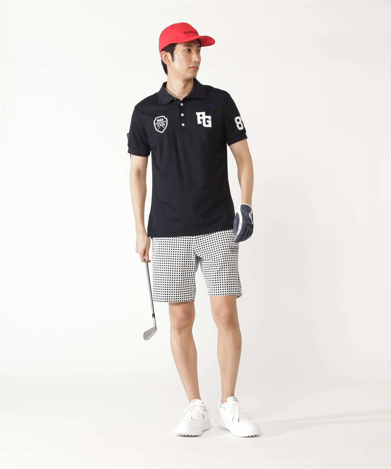 H:182cm/C:93/W:77/H:91 着用サイズ：5