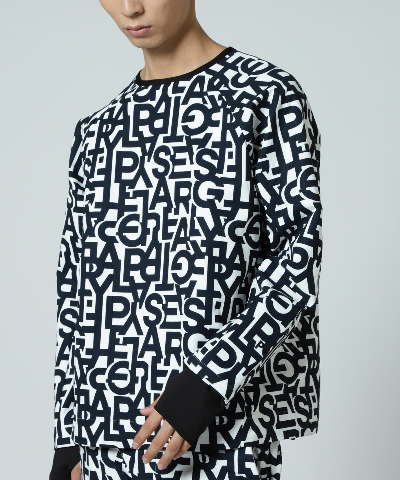 PGG】【直営店舗&公式オンライン限定】テクニカルストレッチ裏キルト調