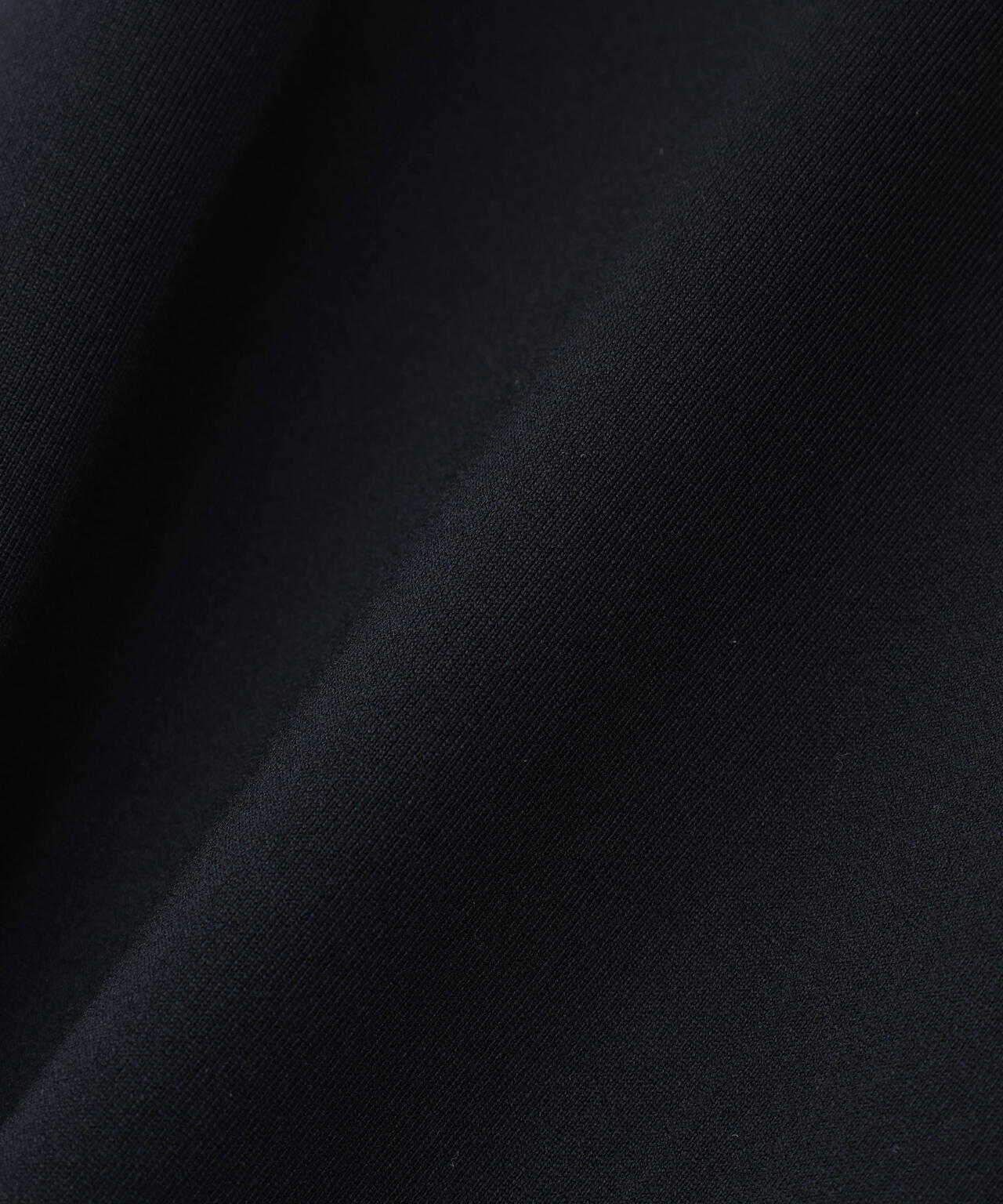 PG BODY】N/パワーネット×Peベア天竺長袖Uネックカットソー | PEARLY