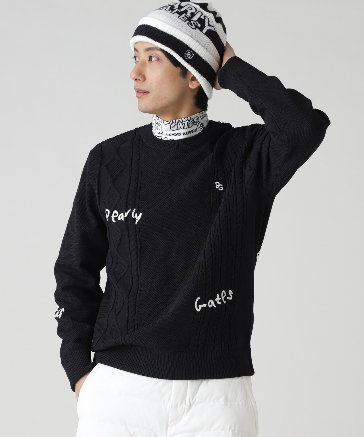 パーリーゲイツ モックネックニット 長袖 センター アーム ロゴ 黒【a-73】 7Gアラン柄×刺繍ランダム編みクルーネックニットプルオーバー | PEARLY