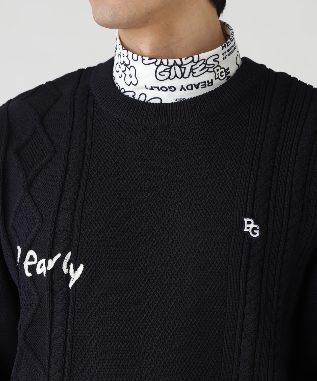 7Gアラン柄×刺繍ランダム編みクルーネックニットプルオーバー | PEARLY