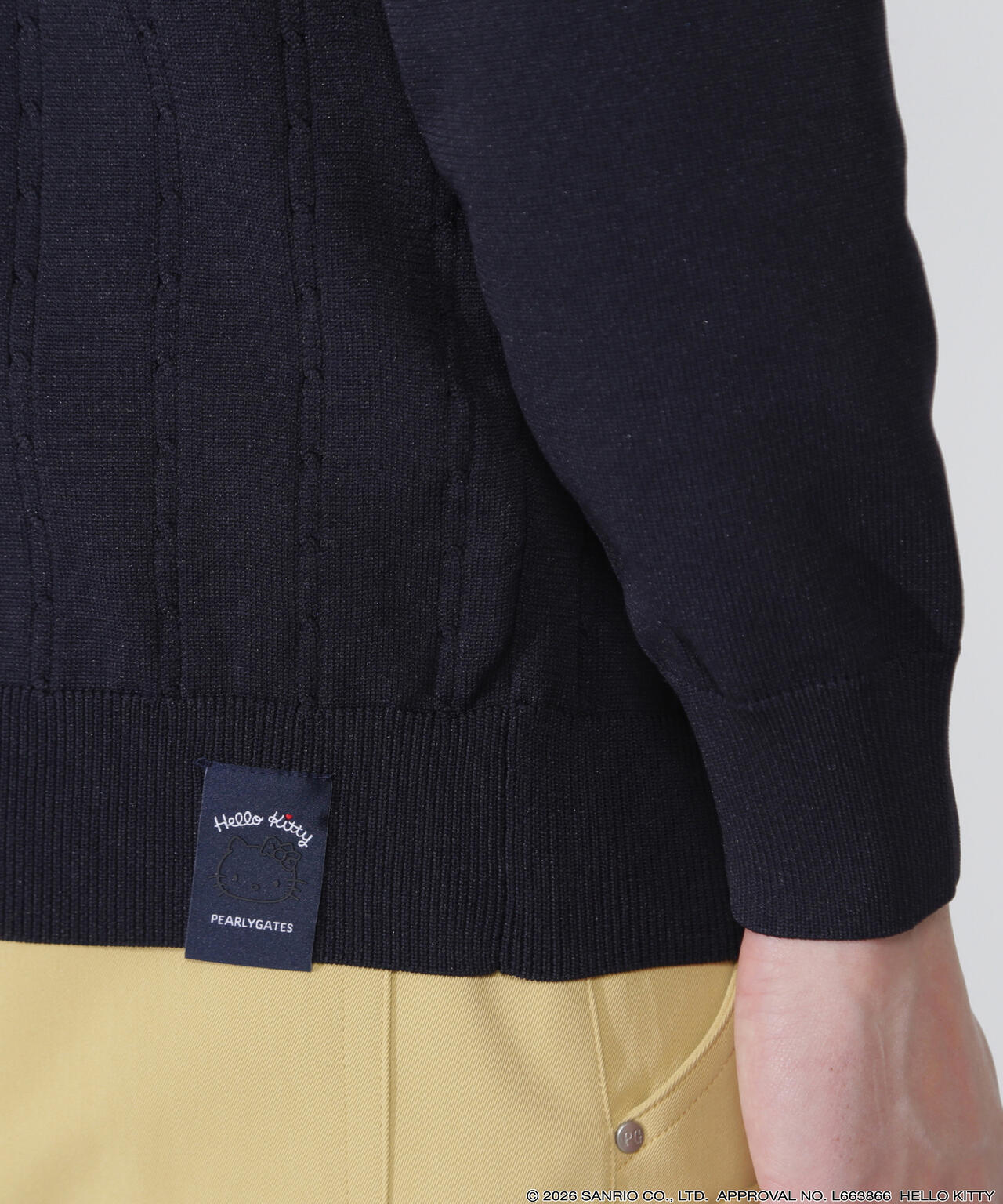 H:183/C:89/W:74/H:90 着用サイズ：5