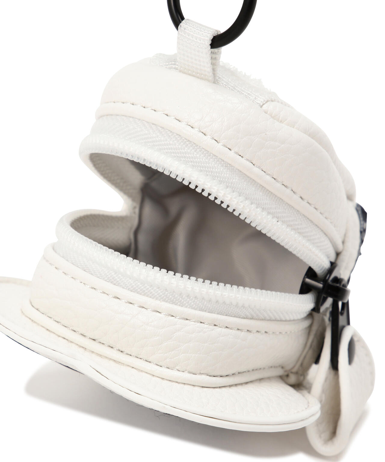 ロゴワッペンボールポーチ (UNISEX)