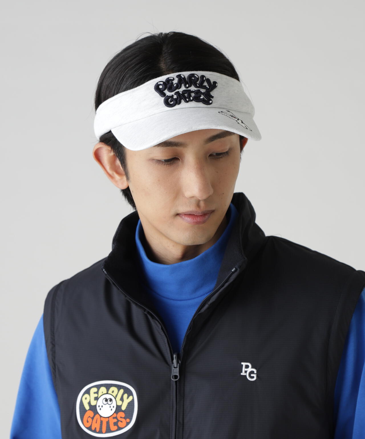 ぷっくりロゴ中綿バイザー (UNISEX)