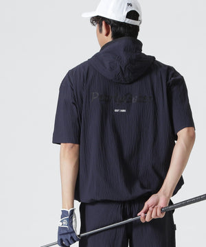H:182cm/C:93/W:77/H:91 着用サイズ：5
