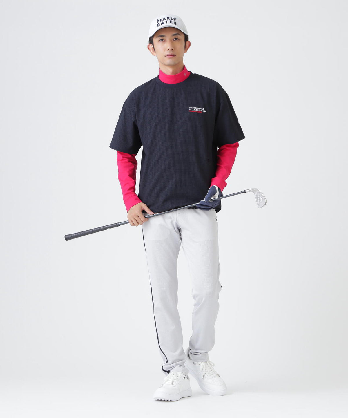 H:182cm/C:93/W:77/H:91 着用サイズ：5