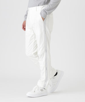 H:182cm/C:93/W:77/H:91 着用サイズ：5