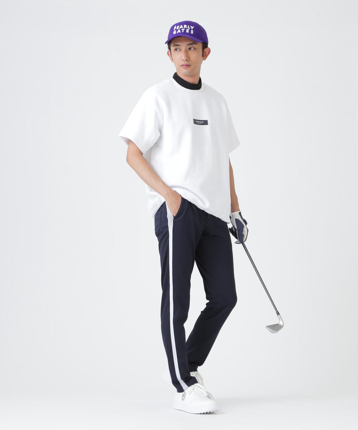 H:182cm/C:93/W:77/H:91 着用サイズ：5