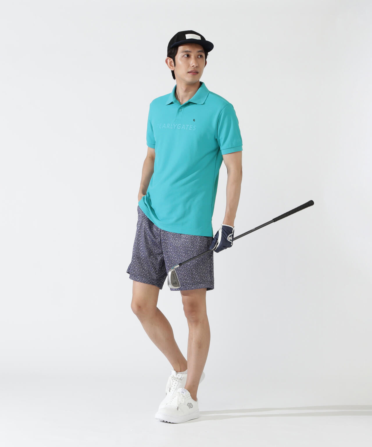 H:182cm/C:93/W:77/H:91 着用サイズ：5