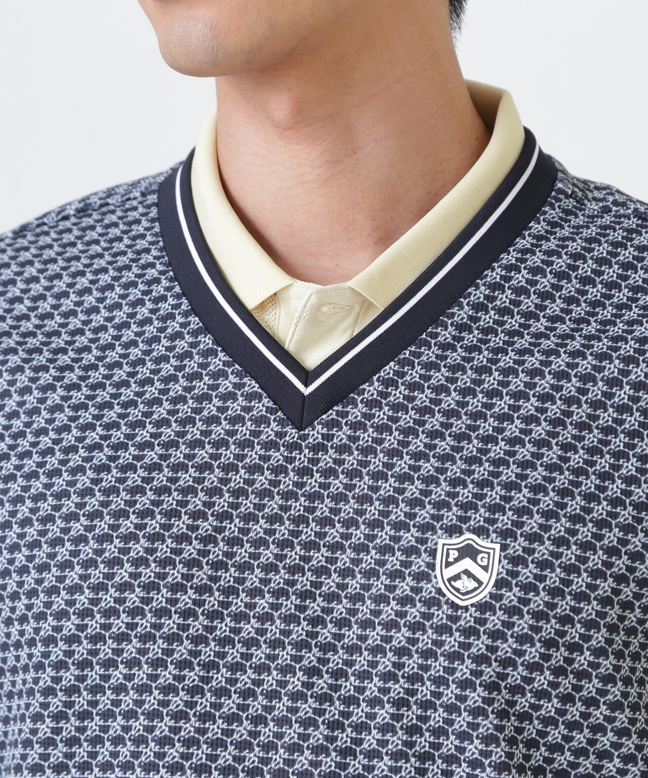 メッシュアンドメッシュVネックベスト ＜もちうさぎ柄＞ (MENS