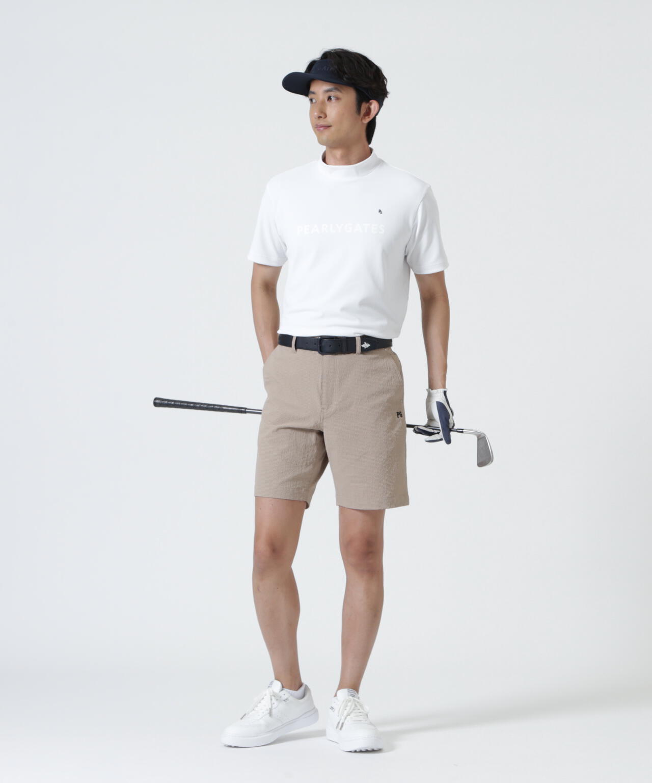 H:182cm/C:93/W:77/H:91 着用サイズ：5