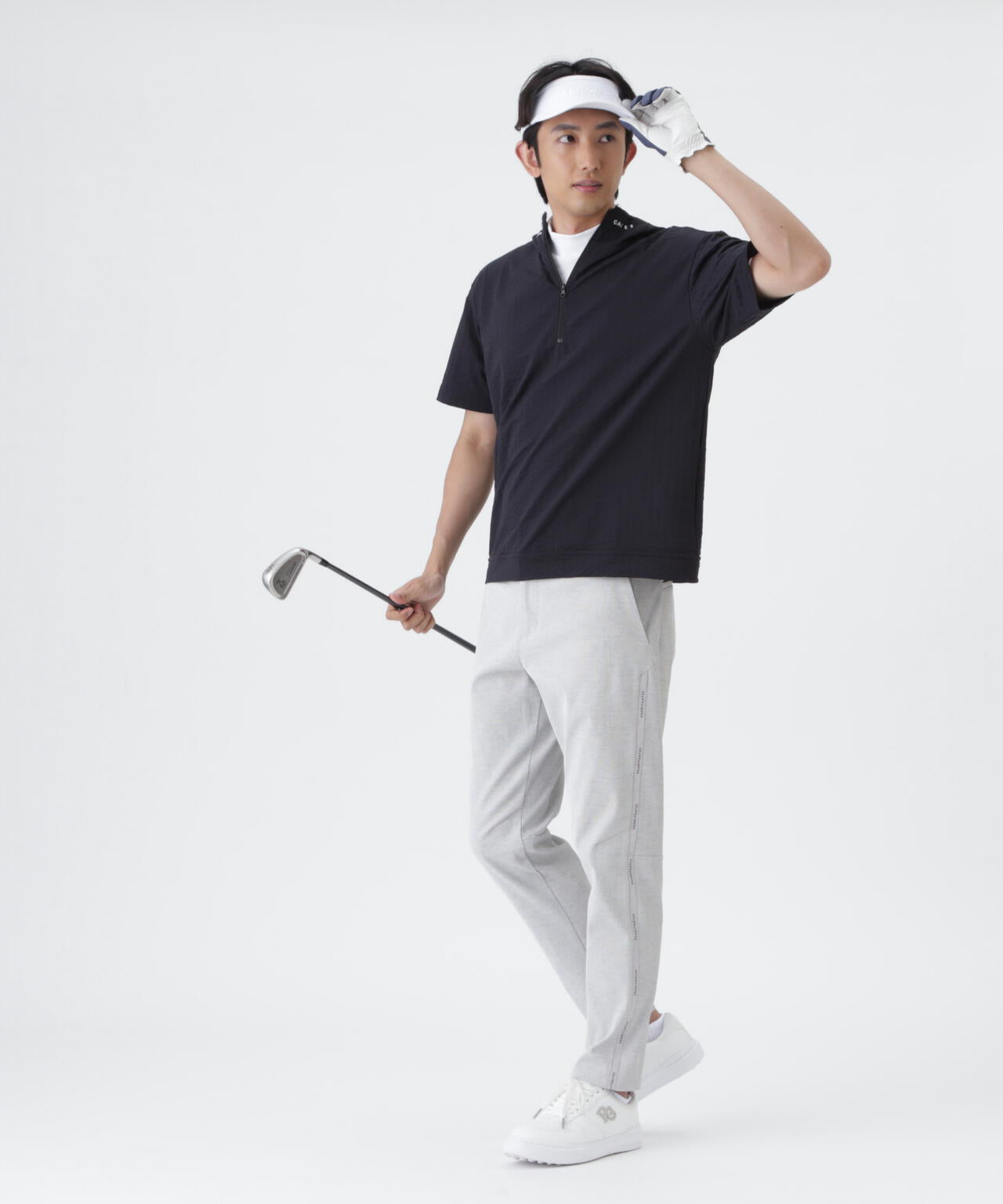 H:182cm/C:93/W:77/H:91 着用サイズ：5