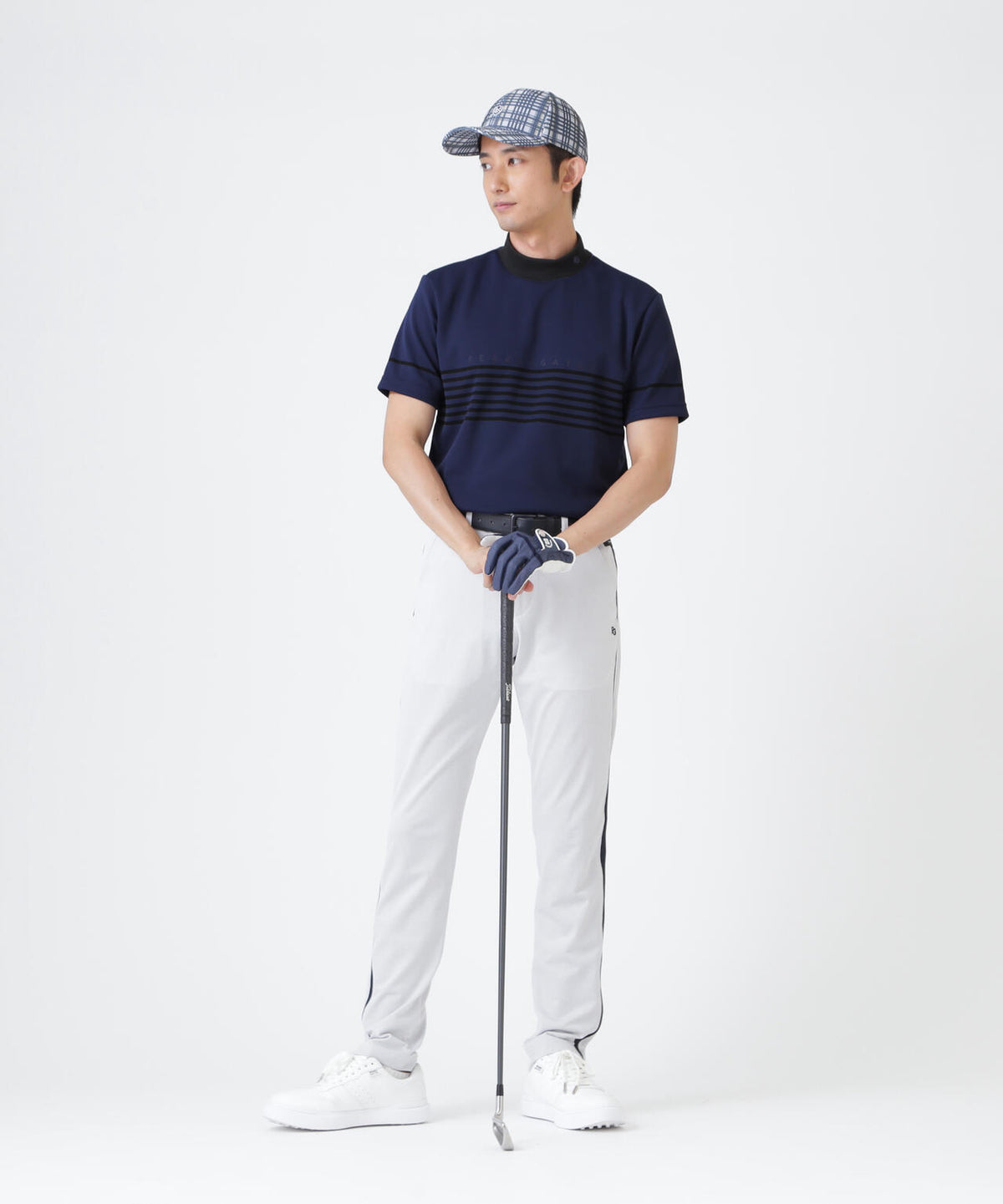 H:182cm/C:93/W:77/H:91 着用サイズ：5