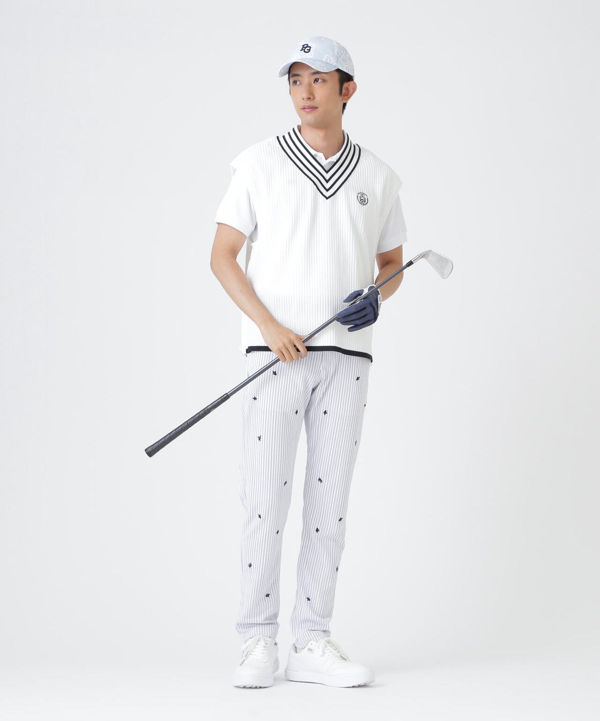 H:182cm/C:93/W:77/H:91 着用サイズ：5
