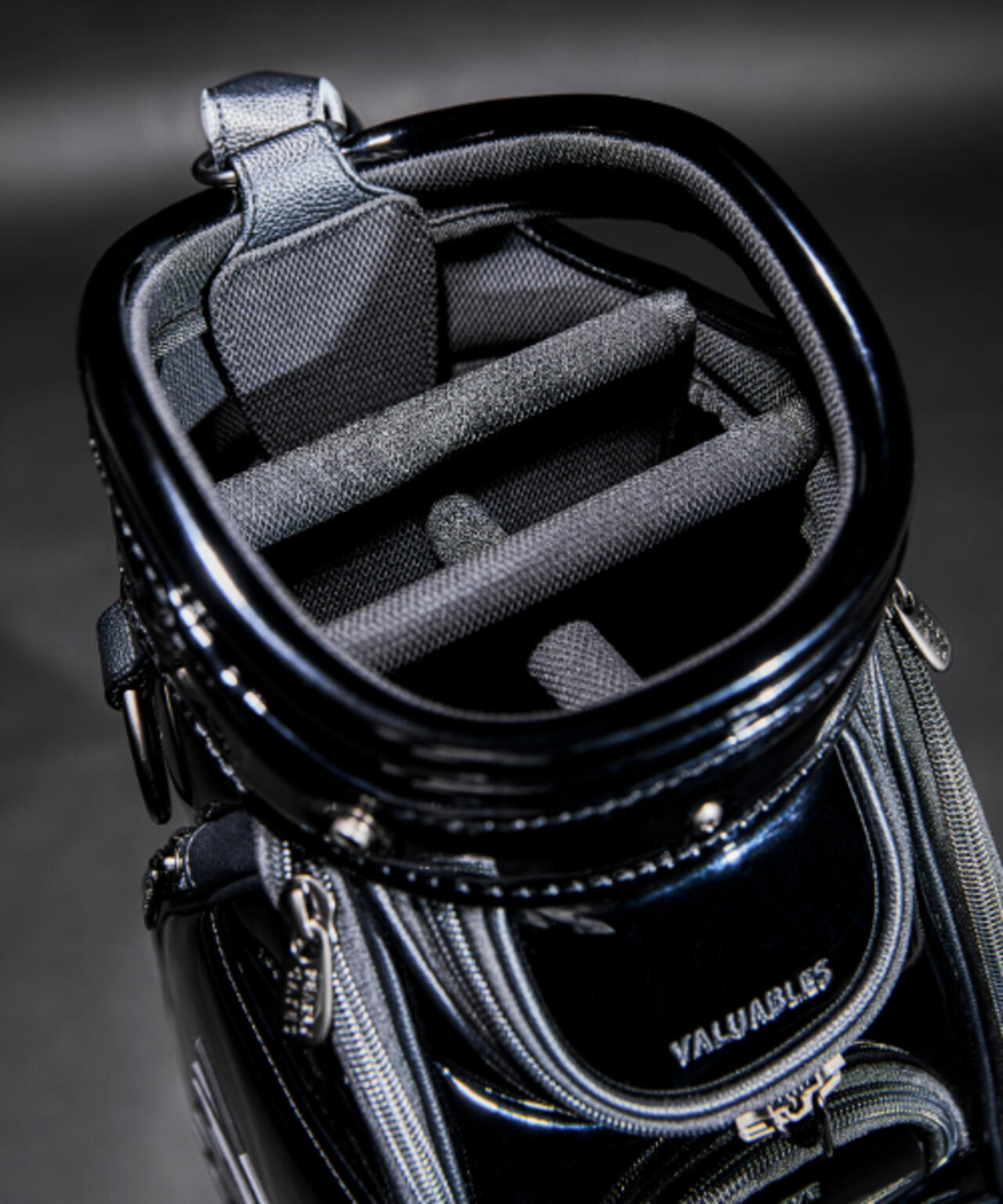 PEARLY GATES キャディバッグ　エナメル 公式オンライン限定】THE CADDIE BAG エナメルキャディバッグ (46
