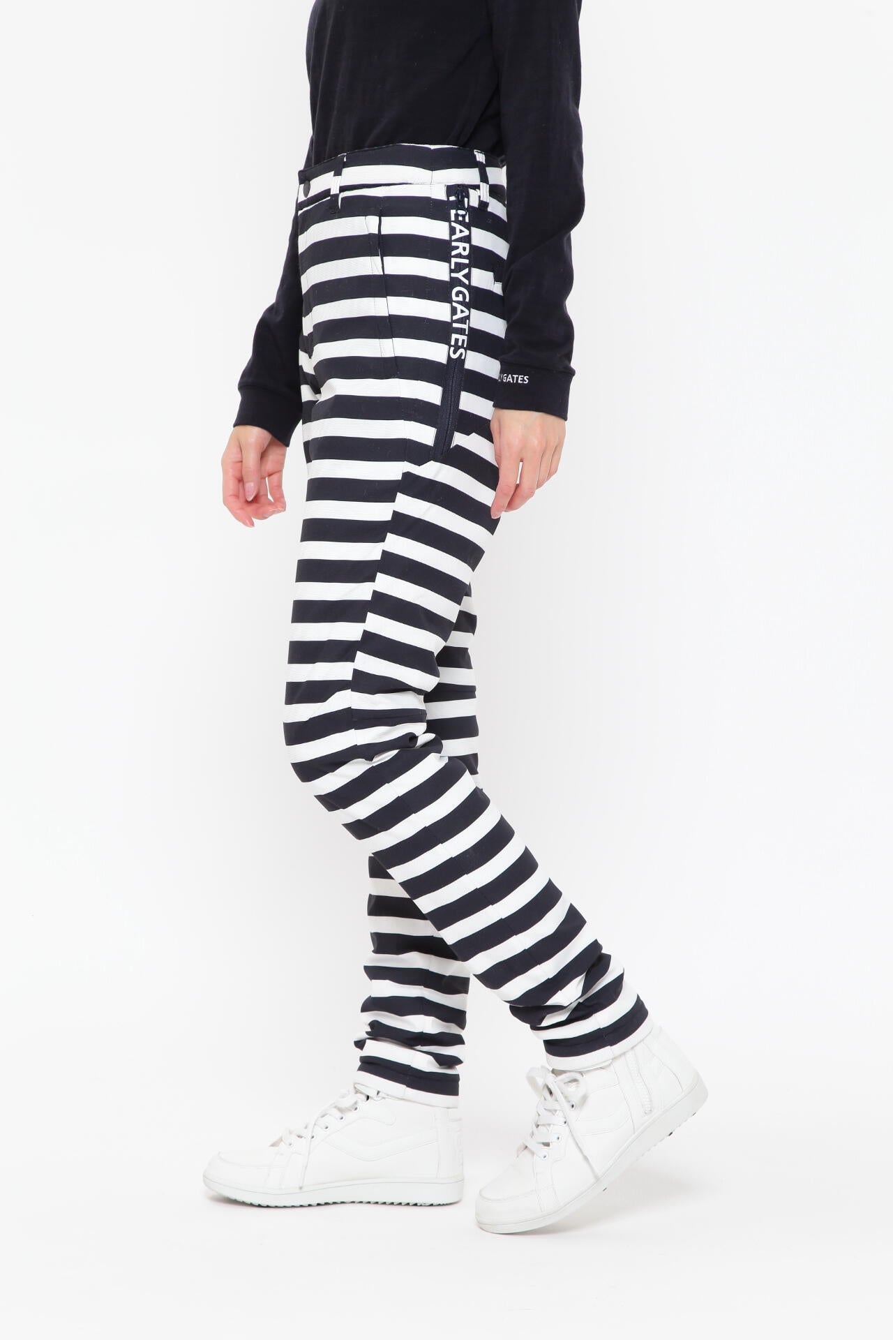 新品 PEARLY GATES ナイロンタスランストレッチグログラン中綿パンツ