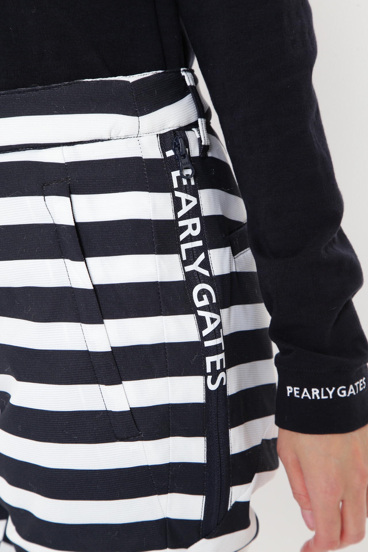 新品　PEARLY GATES ナイロンタスランストレッチグログラン中綿パンツ ナイロンタスランストレッチグログラン中綿パンツ ＜ボーダー柄