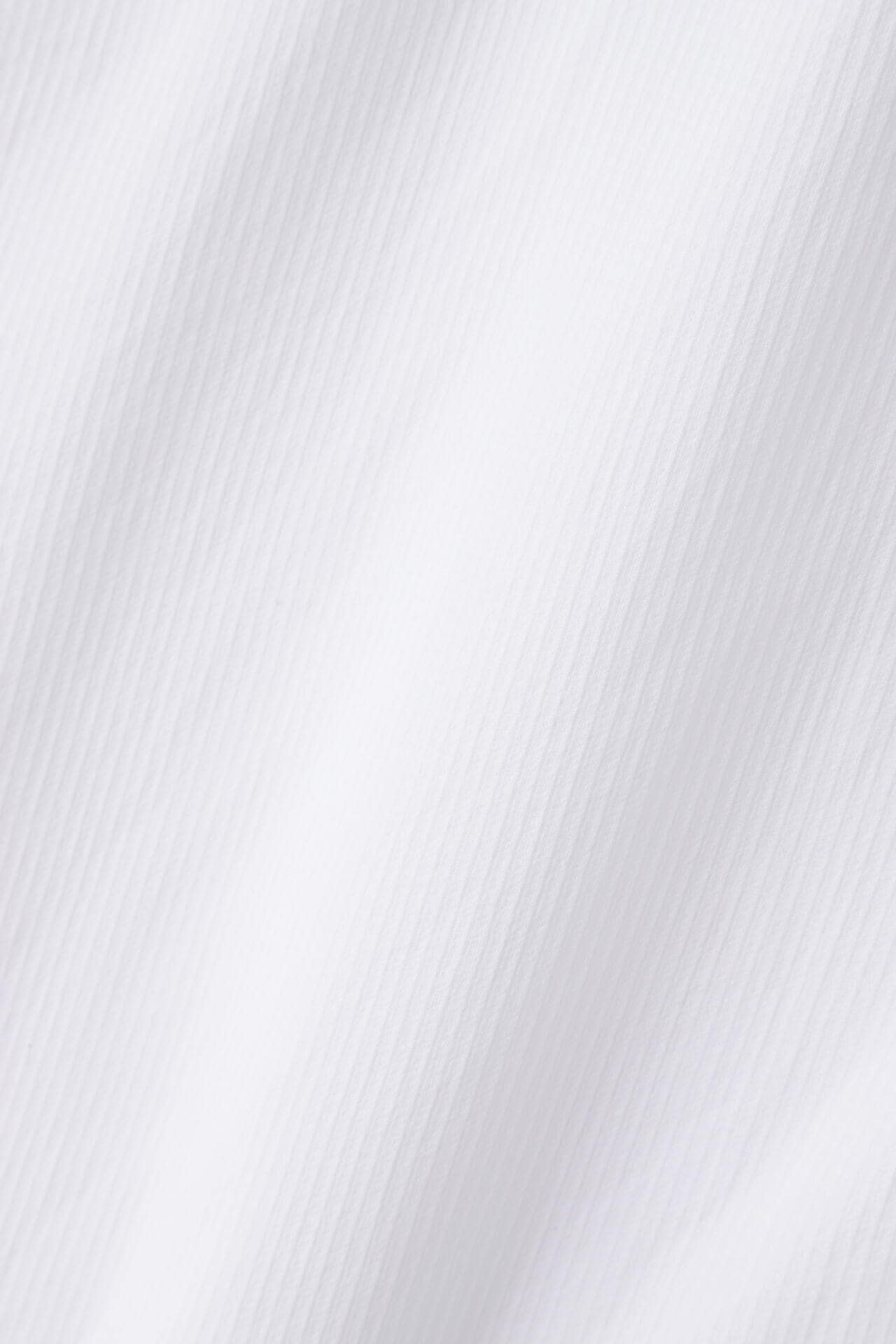 ストレッチワッフル スリーブレス ハイネックカットソー ＜4ラインモチーフ＞
