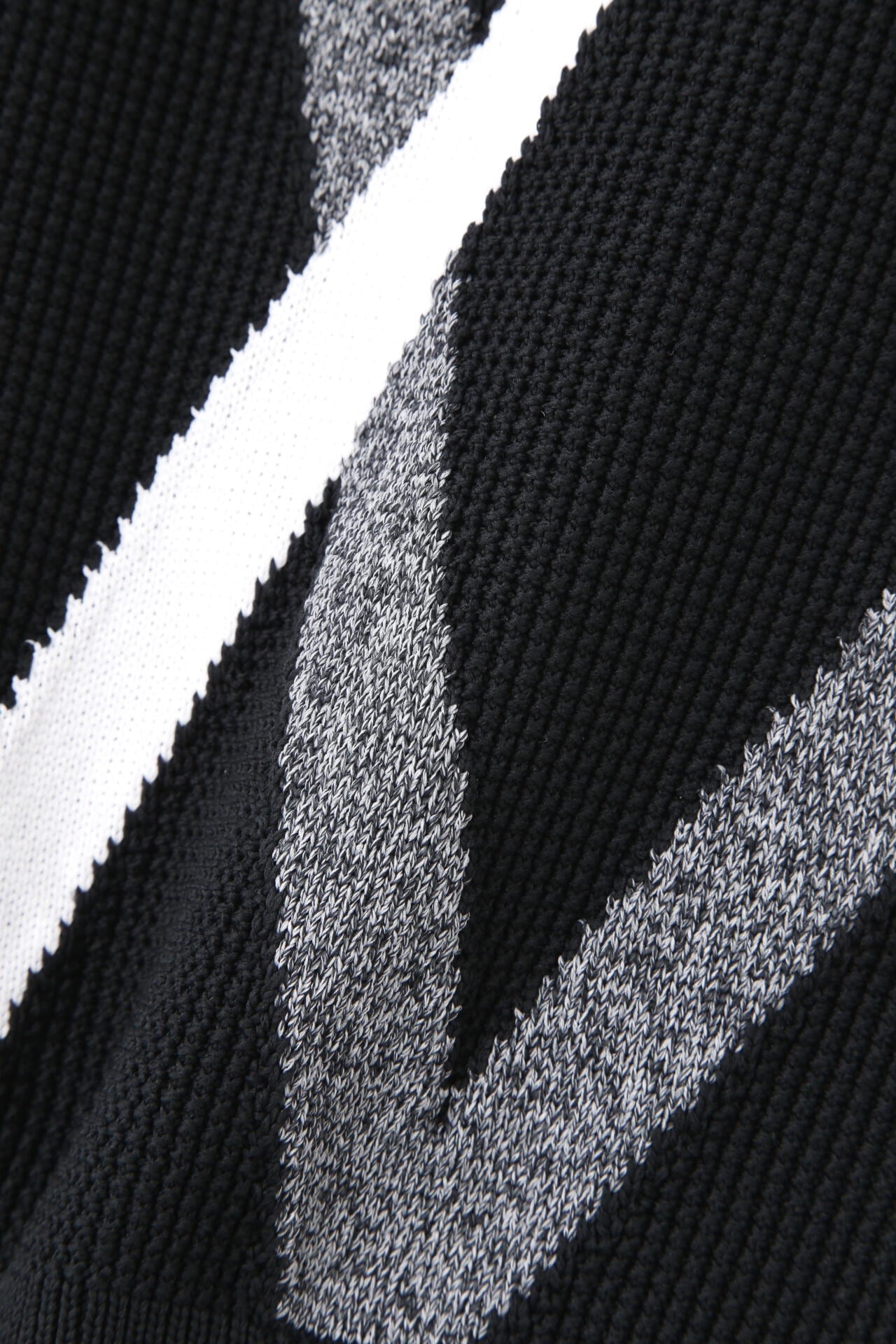 ECOLOLYクルーネックニットプルオーバー ＜NEWアーガイル＞ | PEARLY