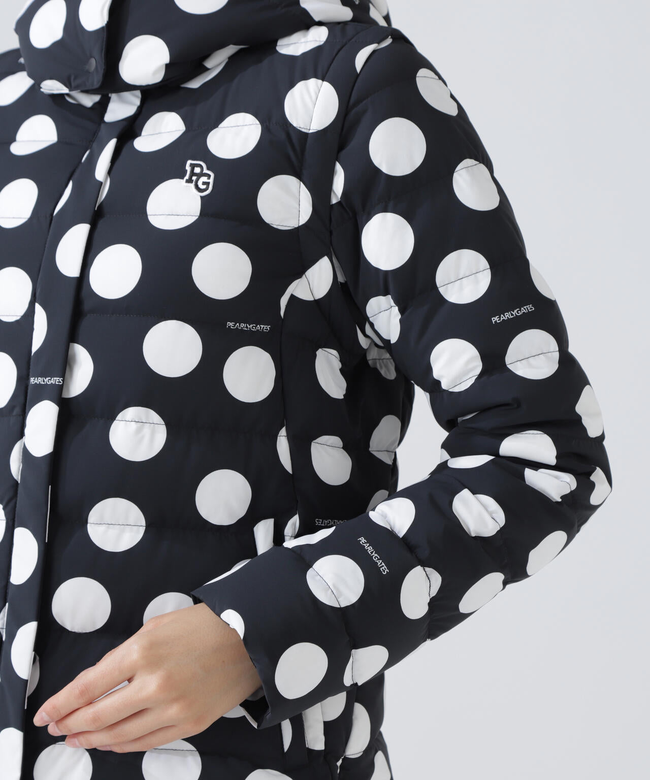 NYストレッチタフタフーディダウンジャケット ＜ランダムドット