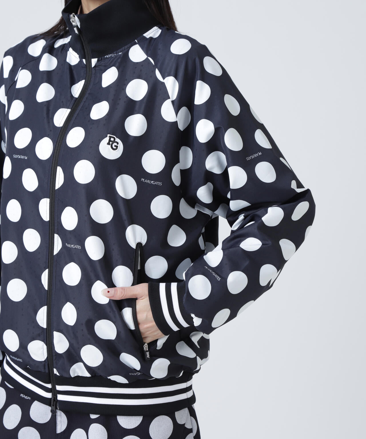 タフレックス×サーモトロンフルジップブルゾン ＜ランダムドット柄＞