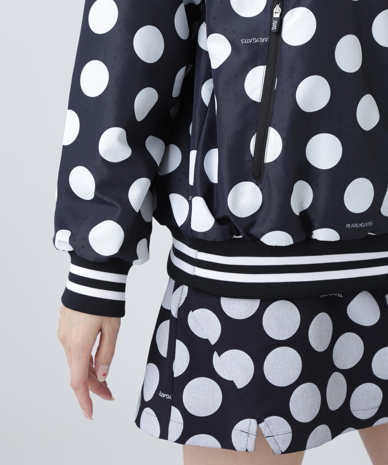 タフレックス×サーモトロンフルジップブルゾン ＜ランダムドット柄