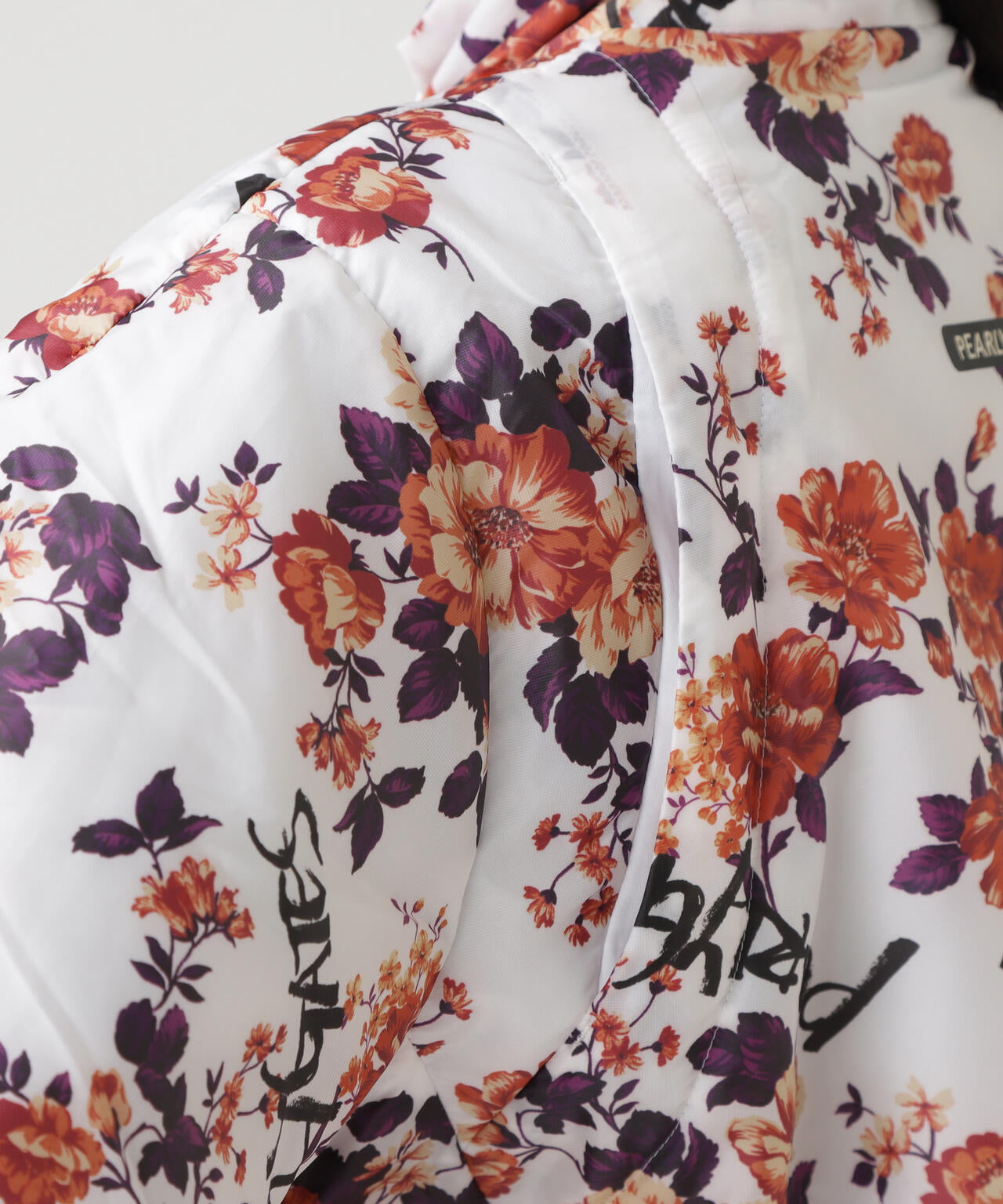 Peミニリップ中綿ジップアップブルゾン ＜繊細花柄＞