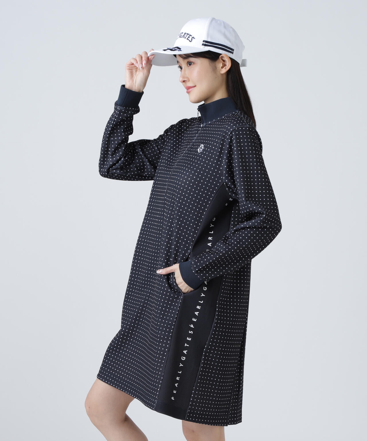 メッシュダンボール ハーフジップアップワンピース ＜ミニドット