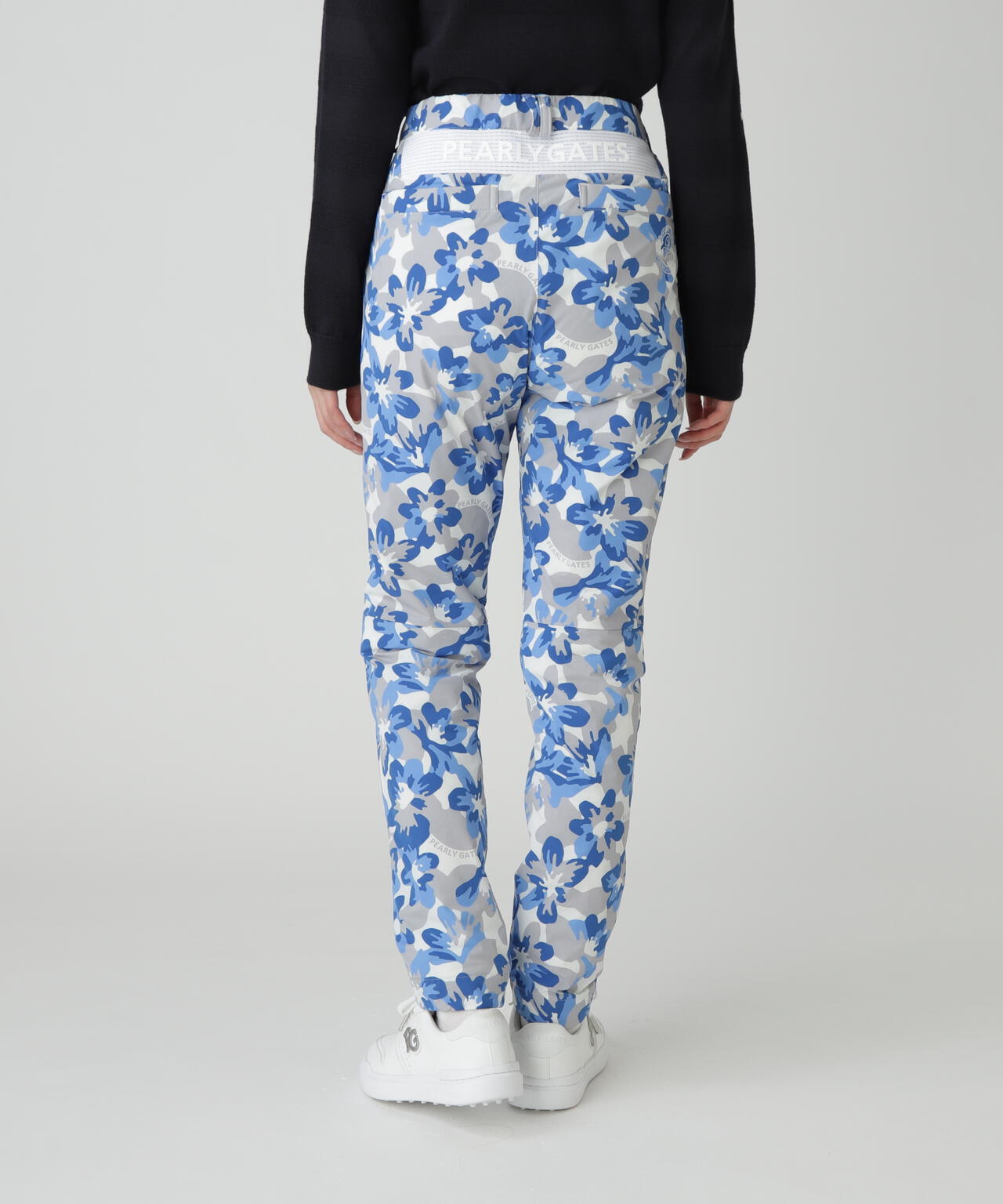 Peストレッチドビー中綿パンツ ＜ラフ花ロゴ小柄＞