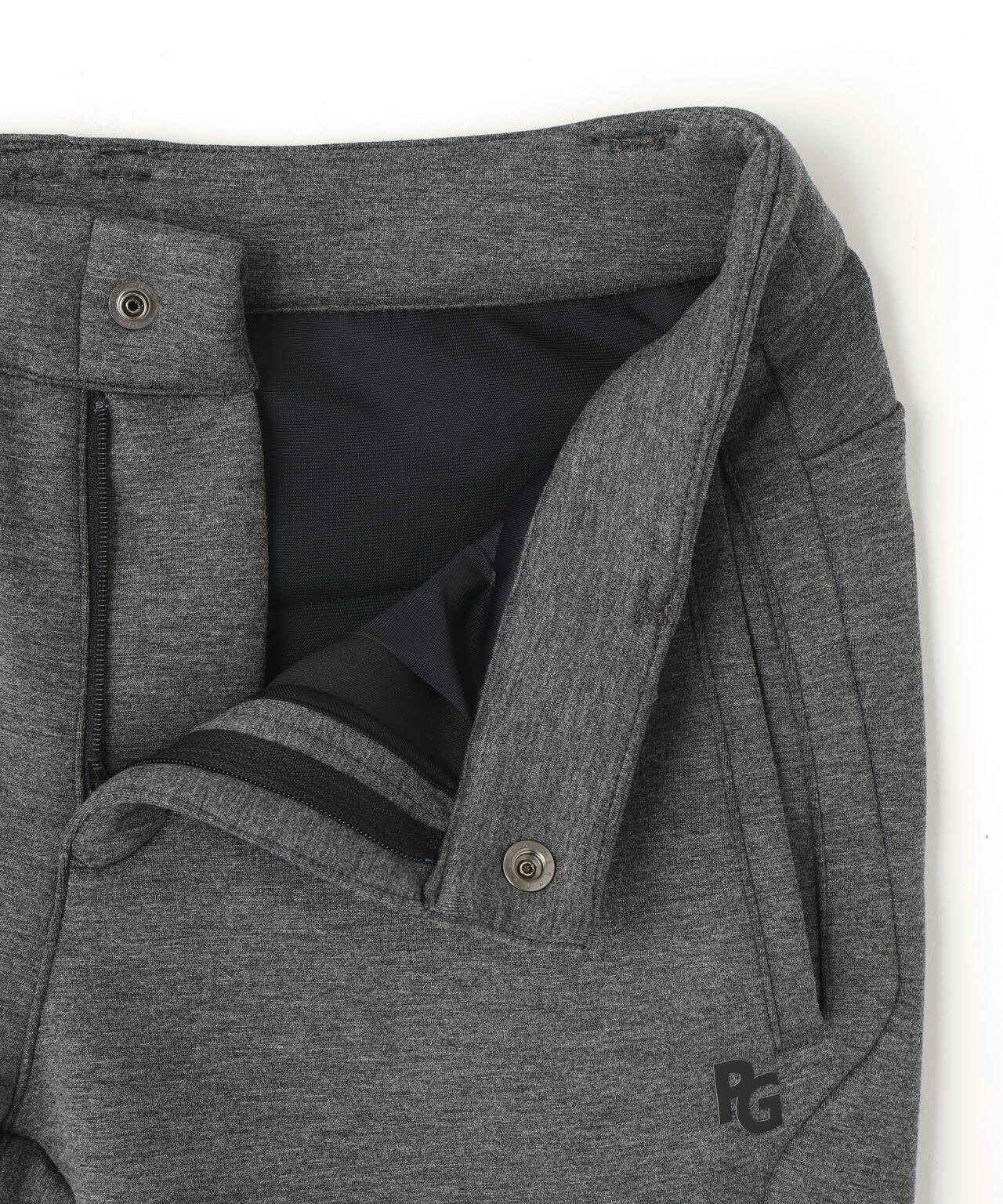 ダンボールパンツ