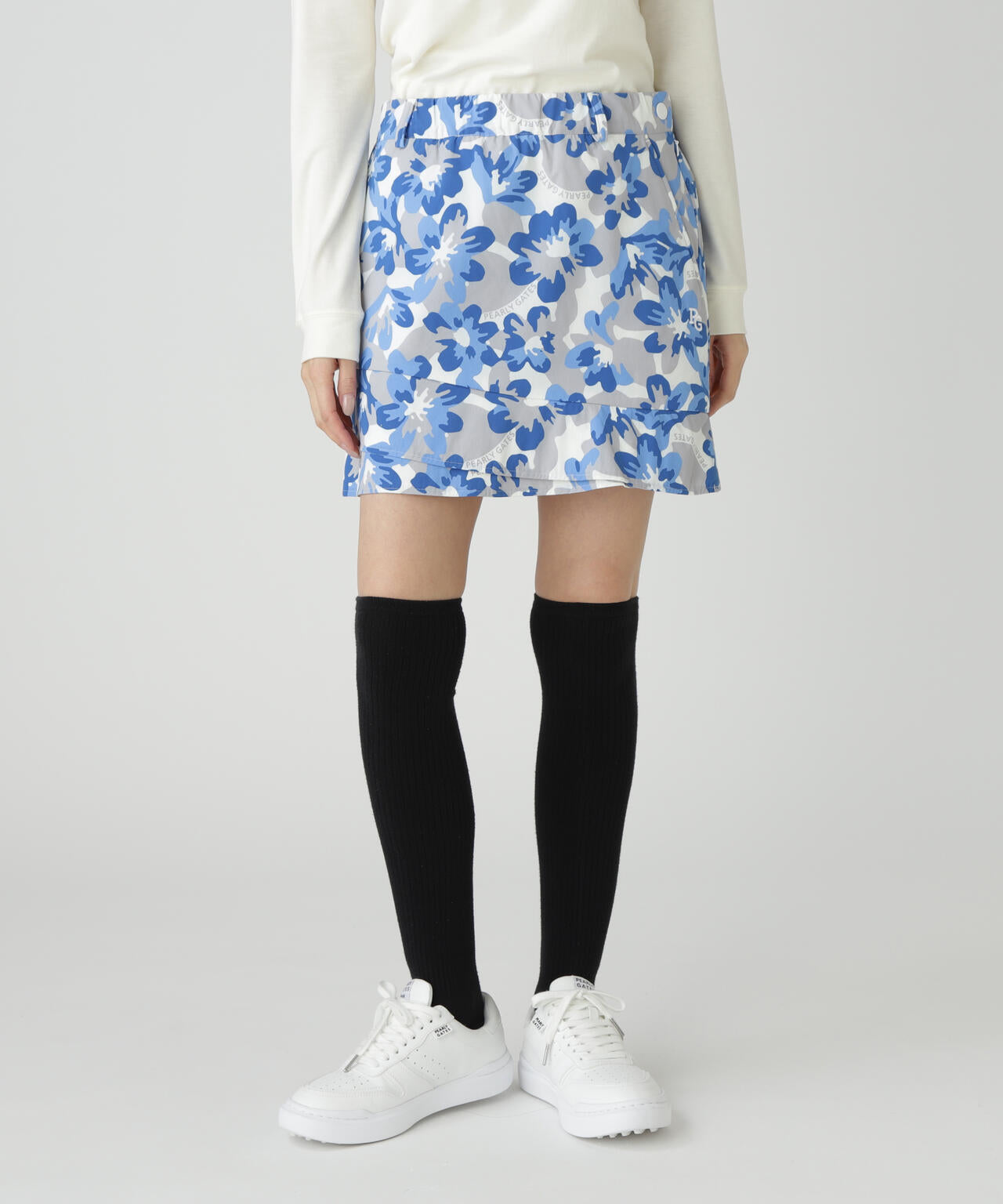 Peストレッチドビー中綿スカート ＜ラフ花ロゴ小柄＞